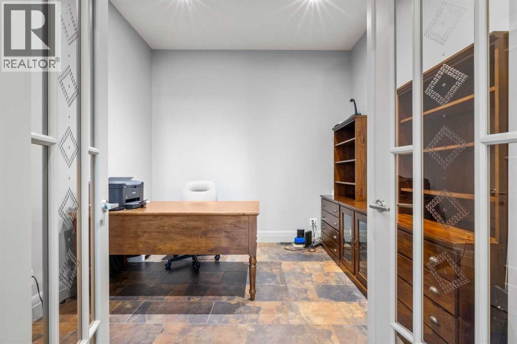 House for Sale in 627 27 Avenue NE|Calgary, Alberta T2E2A7 5