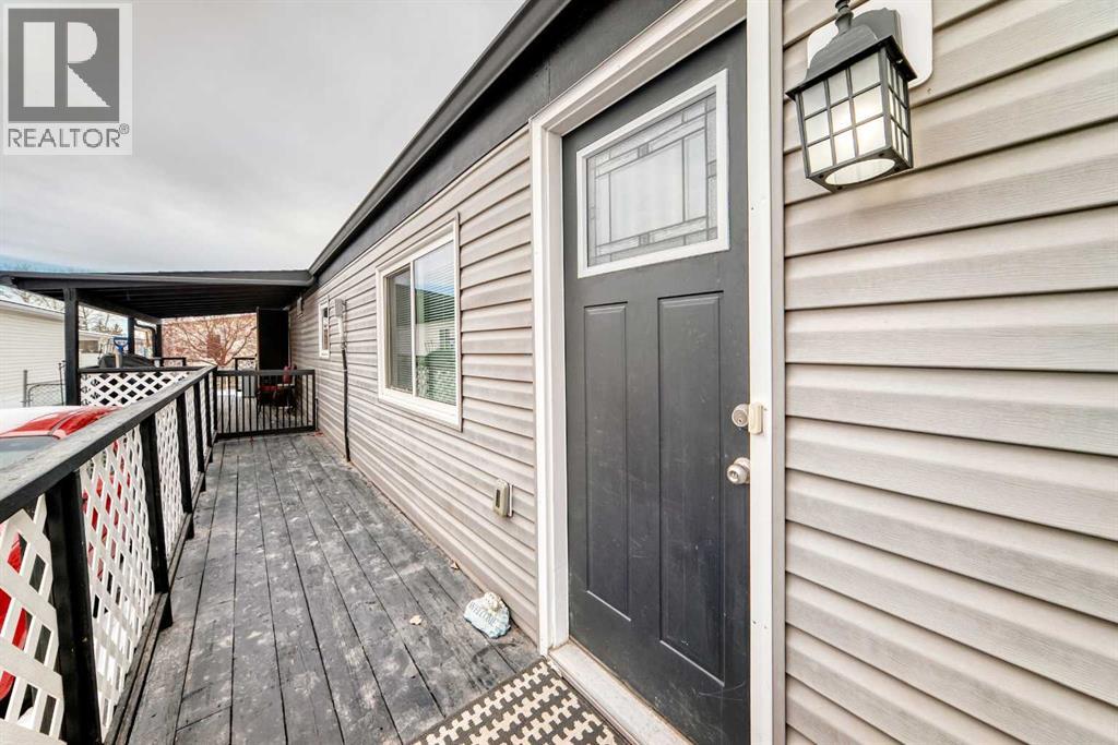 Mobile Home for Sale in 189, 99 Arbour Lake Road NW|Calgary, Alberta T3G4E4 2