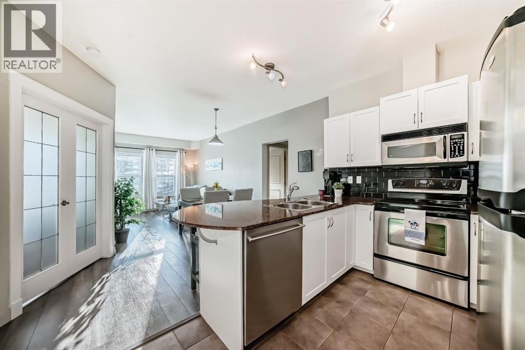 Apartment for Sale in 3304, 11811 Lake Fraser Drive SE|Calgary, Alberta T2J7J1 2