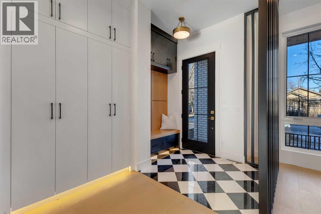 House for Sale in 1321 10 Avenue SE|Calgary, Alberta T2G0W8 5