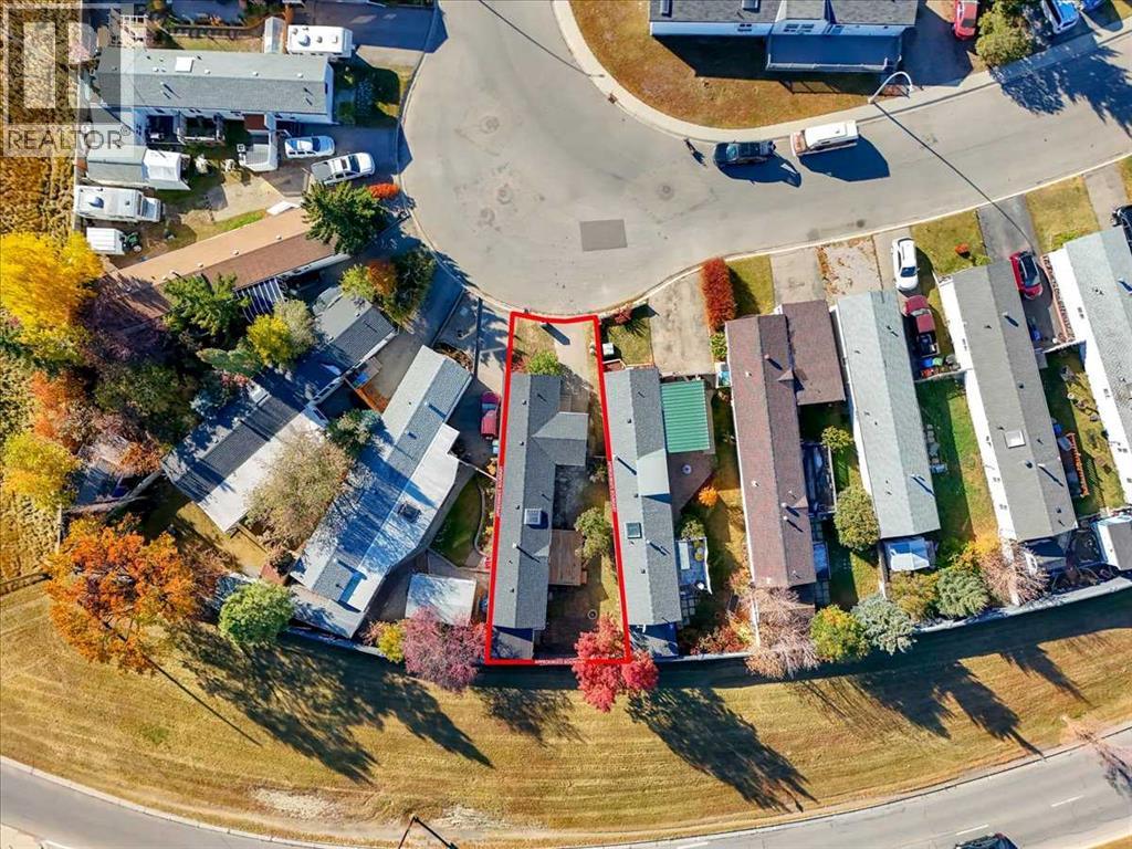 Manufactured Home for Sale in 210 Erin woods Circle SE|Calgary, Alberta T2B3E1 4