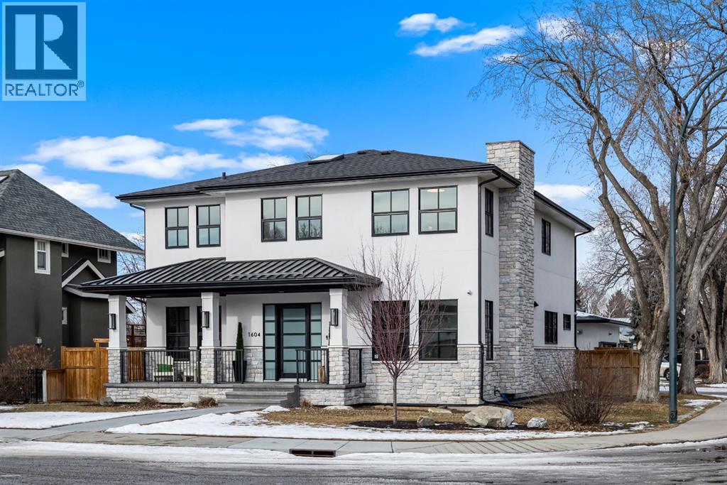 House for Sale in 1604 48 Avenue SW|Calgary, Alberta T2T2S8