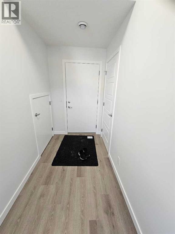 Row / Townhouse for Sale in 105, 340 Ambleton Street NW|Calgary, Alberta T3P2H5 4