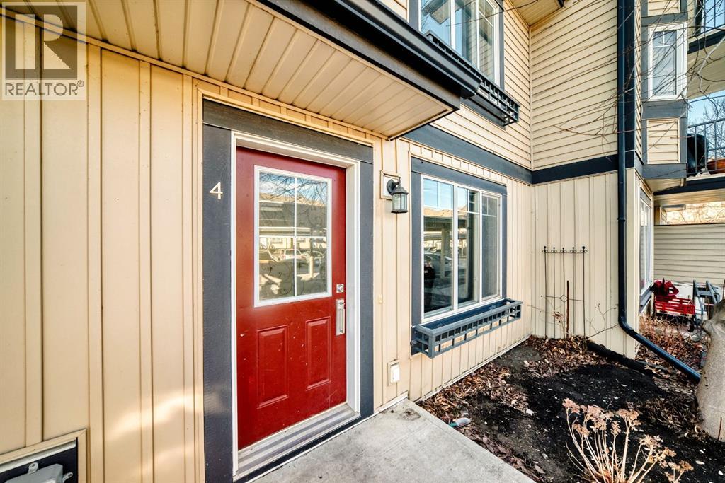 Row / Townhouse for Sale in 4, 133 Copperpond Heights SE|Calgary, Alberta T2Z1C5 2