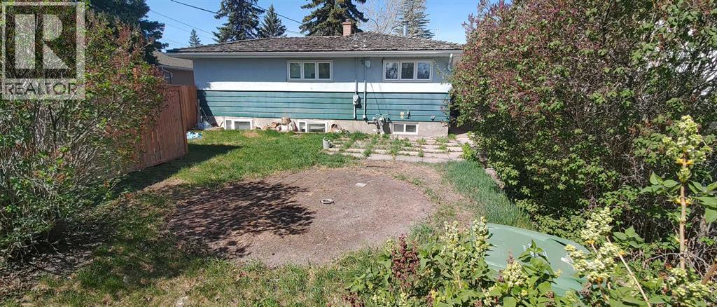 House for Sale in 9836 Elbow Drive SW|Calgary, Alberta T2V1M3