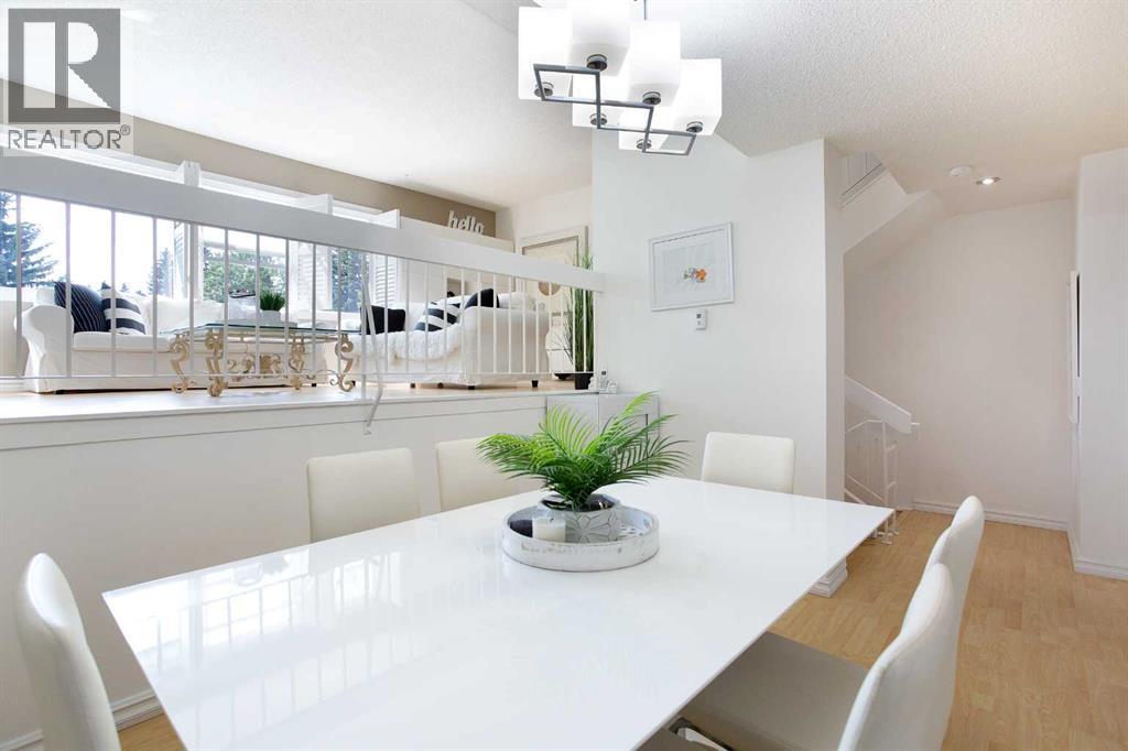 Row / Townhouse for Sale in 354 Brae Glen Road SW|Calgary, Alberta T2W1B6 5