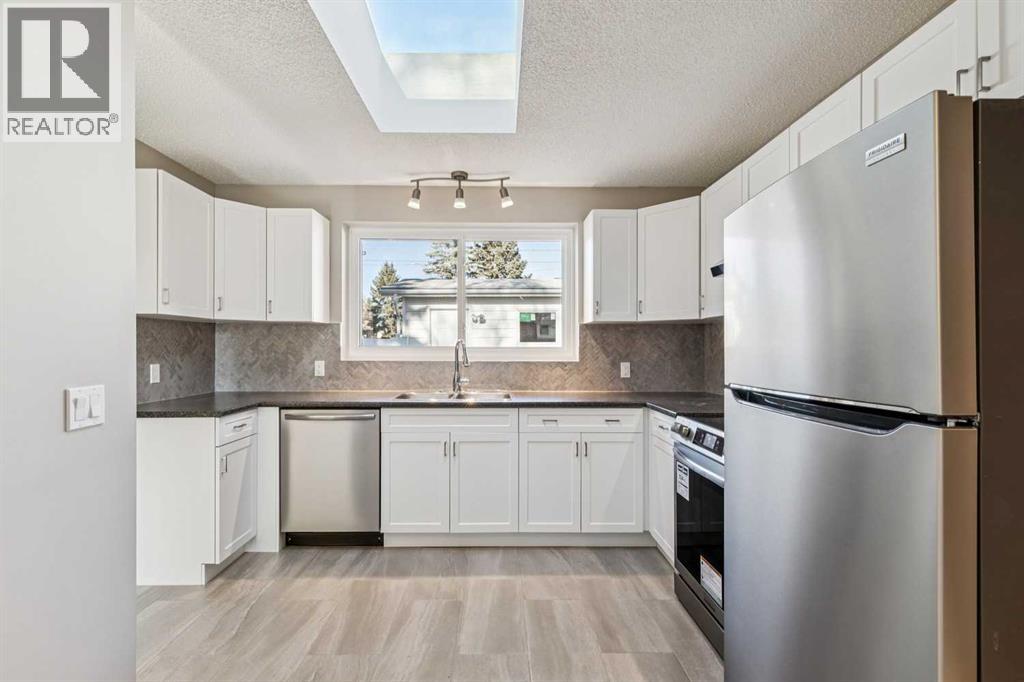 House for Sale in 732 Seymour Avenue SW|Calgary, Alberta T2W0N4 5