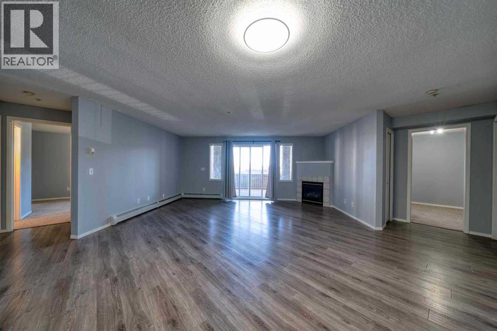 Apartment for Sale in 208, 1000 Somervale Court SW|Calgary, Alberta T2Y4K4 5