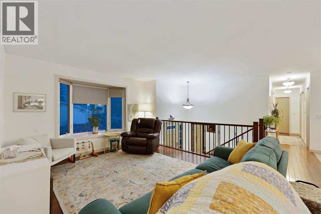 House for Sale in 256 Lysander Place SE|Calgary, Alberta T2c1l9 4