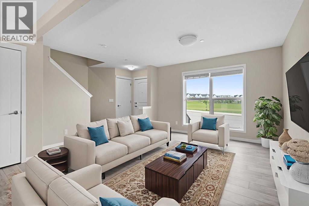 House for Sale in 44 Howse Drive NE|Calgary, Alberta T3P0V4 2