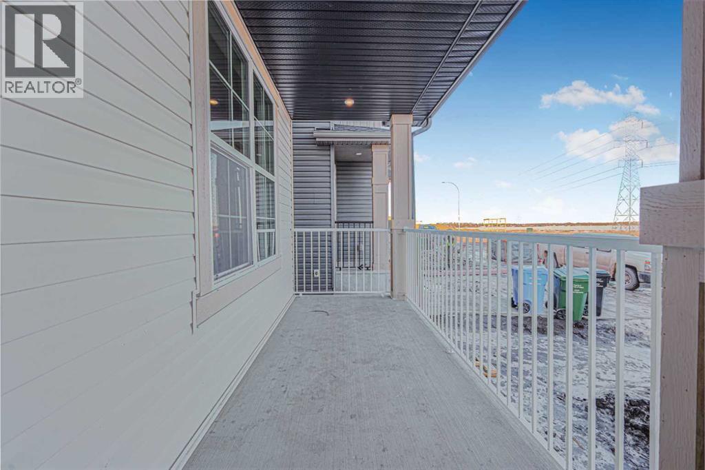 House for Sale in 423 Hotchkiss Manor|Calgary, Alberta T3S0N3 3