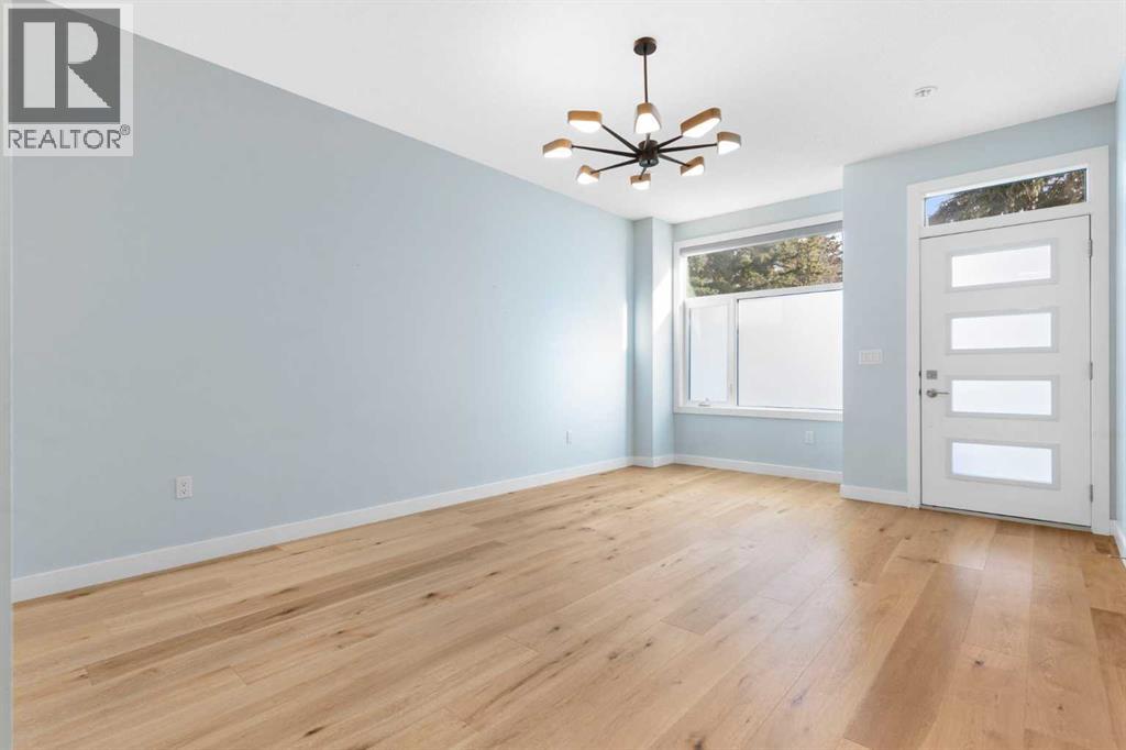 Row / Townhouse for Sale in 113, 408 27 Avenue NE|Calgary, Alberta T3E2A4 3