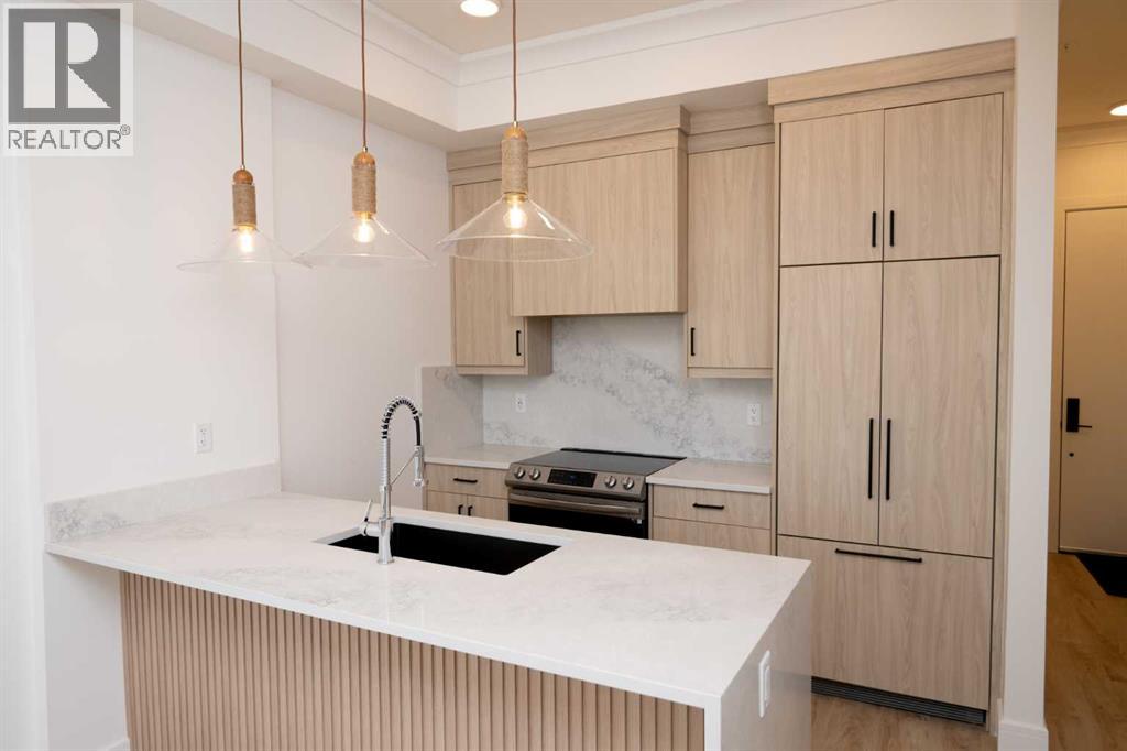 Apartment for Sale in 414, 330 Dieppe Drive SW|Calgary, Alberta T3E2L4 2