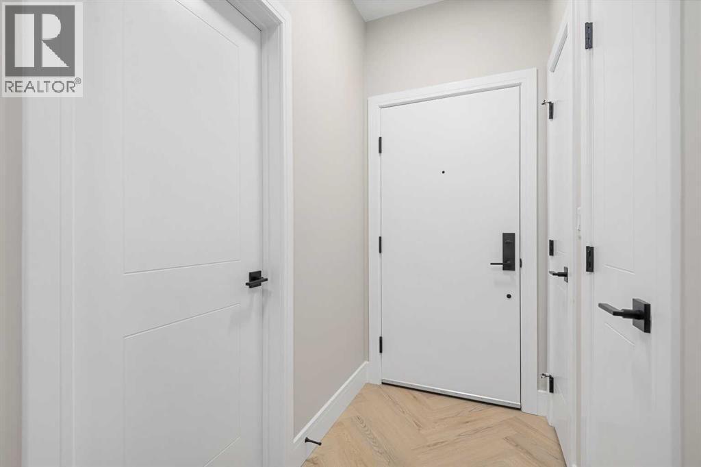 Apartment for Sale in 408, 330 Dieppe Drive SW|Calgary, Alberta T3E2L4 2