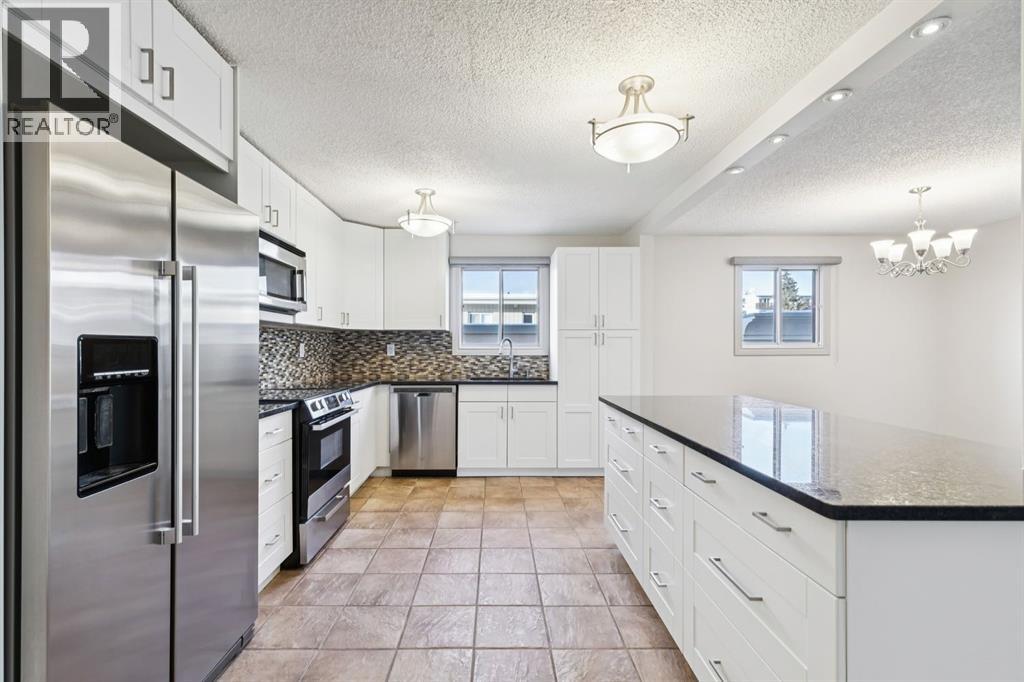 Apartment for Sale in 6, 1607 26 Avenue SW|Calgary, Alberta T2T1C7 4