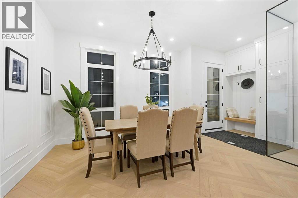 Duplex for Sale in 2019 21 Avenue NW|Calgary, Alberta T2M1M9 3