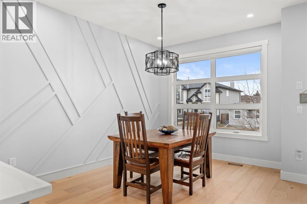 House for Sale in 2407 33 Street SW|Calgary, Alberta T3E2T3 5