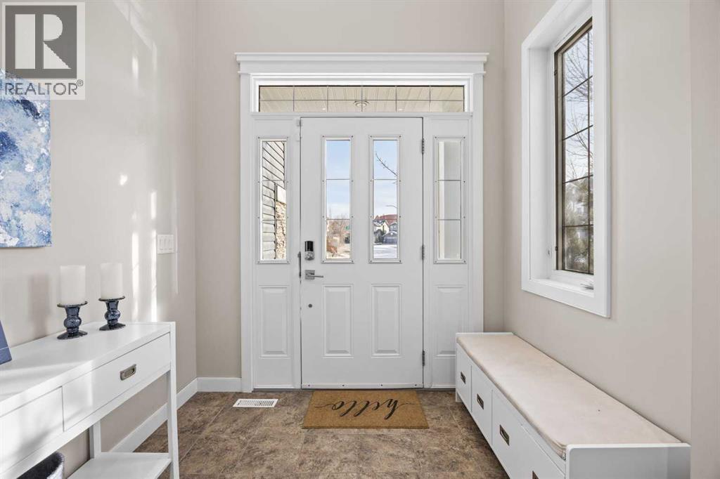 House for Sale in 202 Royal Oak Heath NW|Calgary, Alberta T3G0B6 3