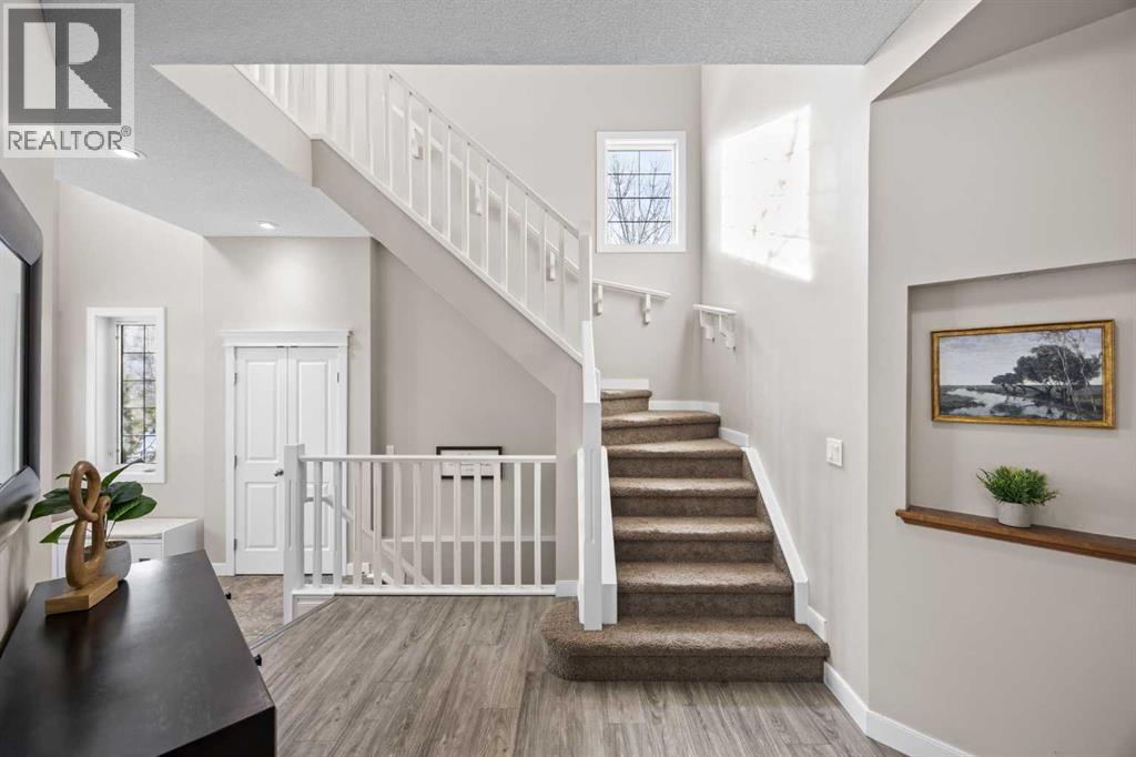 House for Sale in 202 Royal Oak Heath NW|Calgary, Alberta T3G0B6 5