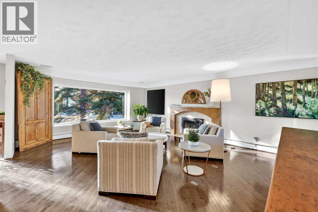 House for Sale in 1659 St Andrews Place NW|Calgary, Alberta T2N3Y4 2