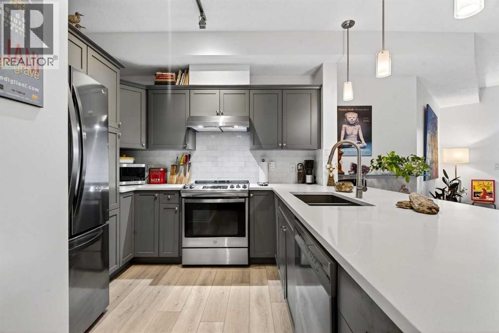 Apartment for Sale in 313, 1408 17 Street SE|Calgary, Alberta T2G5S8 2