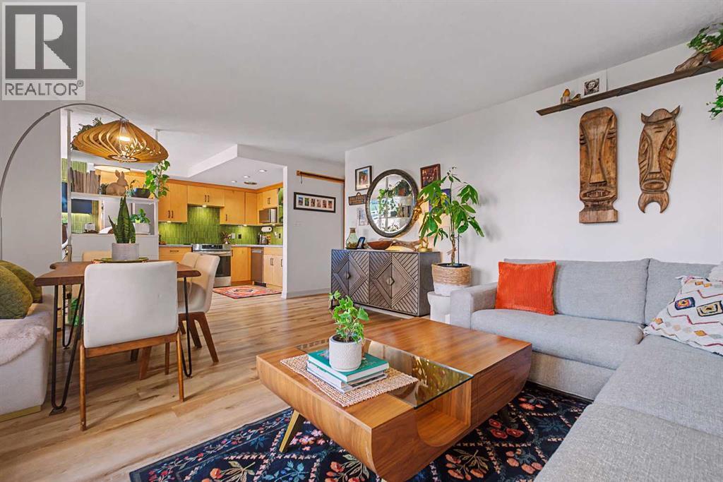 Apartment for Sale in 301, 1309 14 Avenue SW|Calgary, Alberta T3C0W3 2