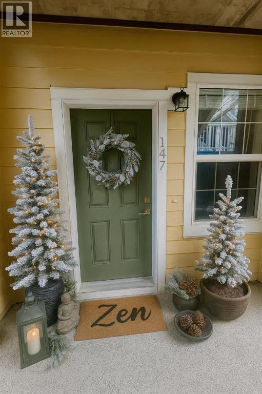 Row / Townhouse for Sale in 147 Mckenzie Towne Close SE|Calgary, Alberta T2Z1A7 3