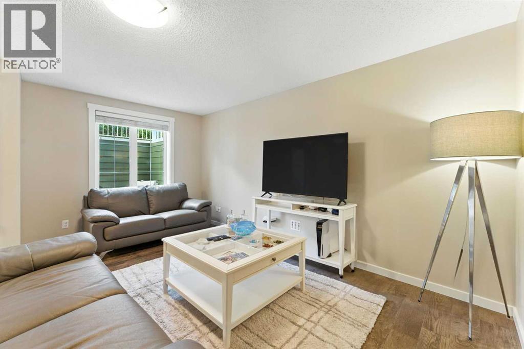 Row / Townhouse for Sale in 927 Auburn Bay Circle SE|Calgary, Alberta T3M2A3 3