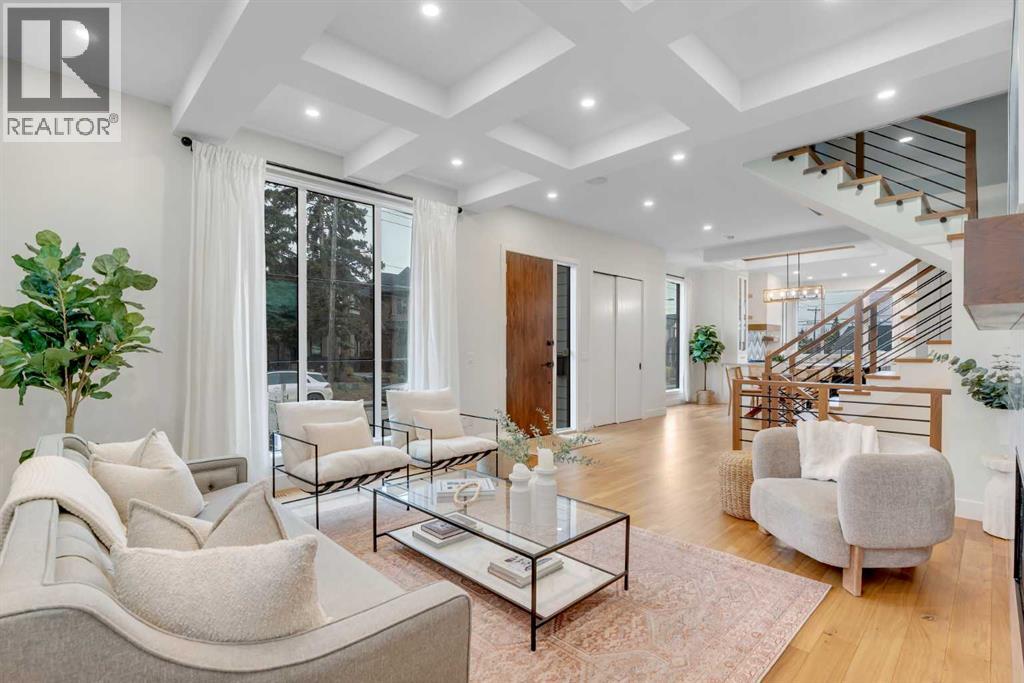 House for Sale in 4111 19 Street SW|Calgary, Alberta T2T6Z4 2