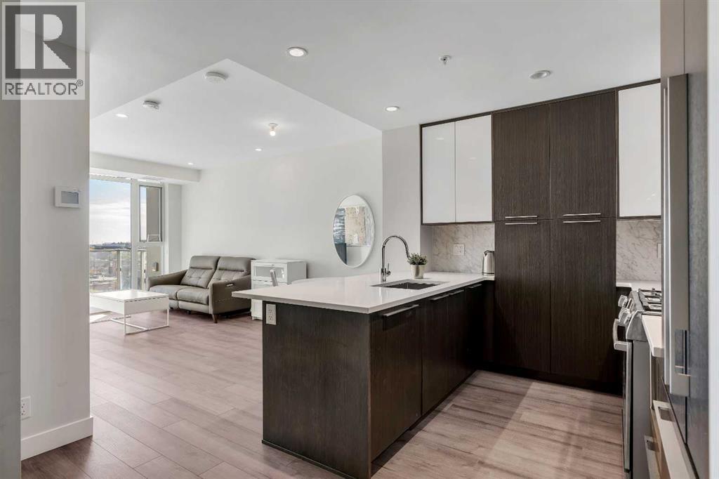 Apartment for Sale in 1004, 930 16 Avenue SW|Calgary, Alberta T2A7Z6 3