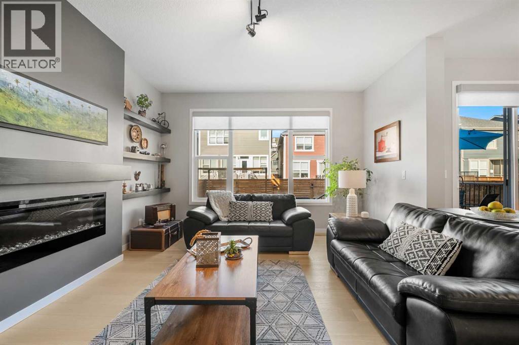 House for Sale in 238 Arbour Lake View NW|Calgary, Alberta T3G0H3 3