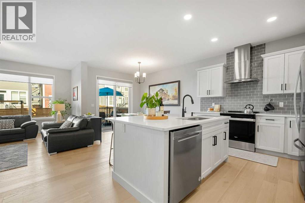 House for Sale in 238 Arbour Lake View NW|Calgary, Alberta T3G0H3 2