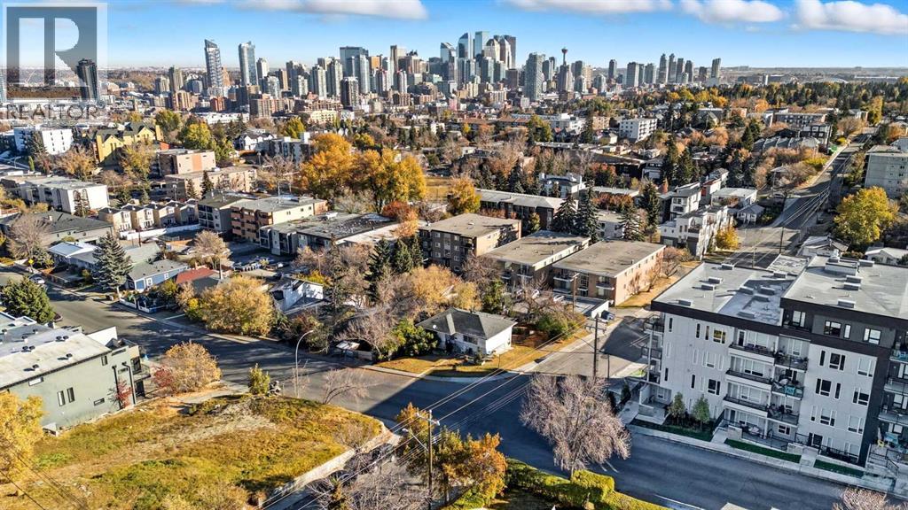 House for Sale in 2524 17a Street|Calgary, Alberta t2t4s4 2