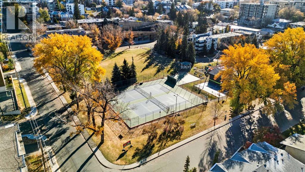 House for Sale in 2524 17a Street|Calgary, Alberta t2t4s4 3