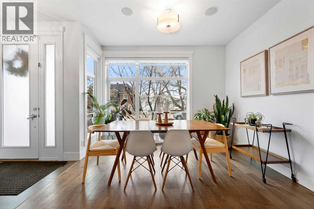 Duplex for Sale in 2835 35 Street SW|Calgary, Alberta T3E2Y4 3