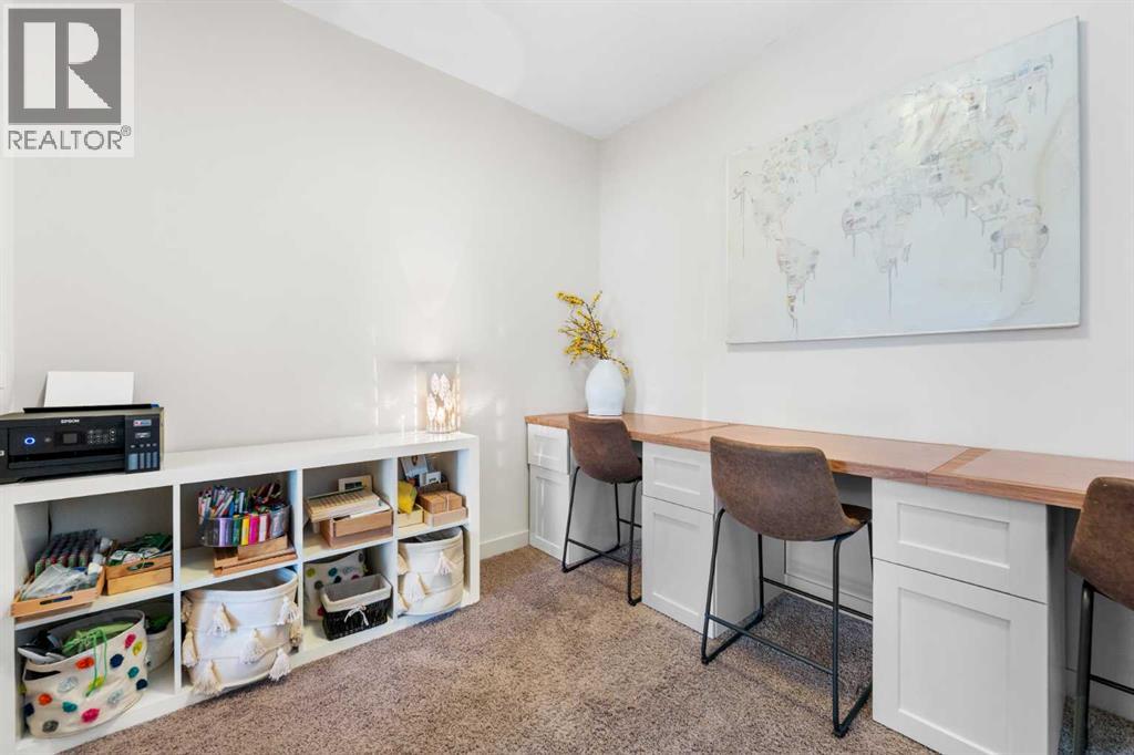 House for Sale in 35 Aspenshire Drive SW|Calgary, Alberta T3H0M2 5