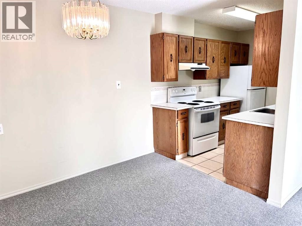 Apartment for Sale in 307, 617 56 Avenue SW|Calgary, Alberta T2V0G9 4