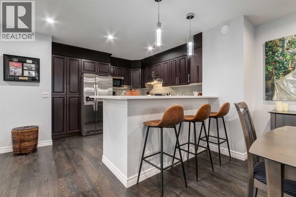 Row / Townhouse for Sale in 2, 2013 24 Street SW|Calgary, Alberta T3E1T1 4