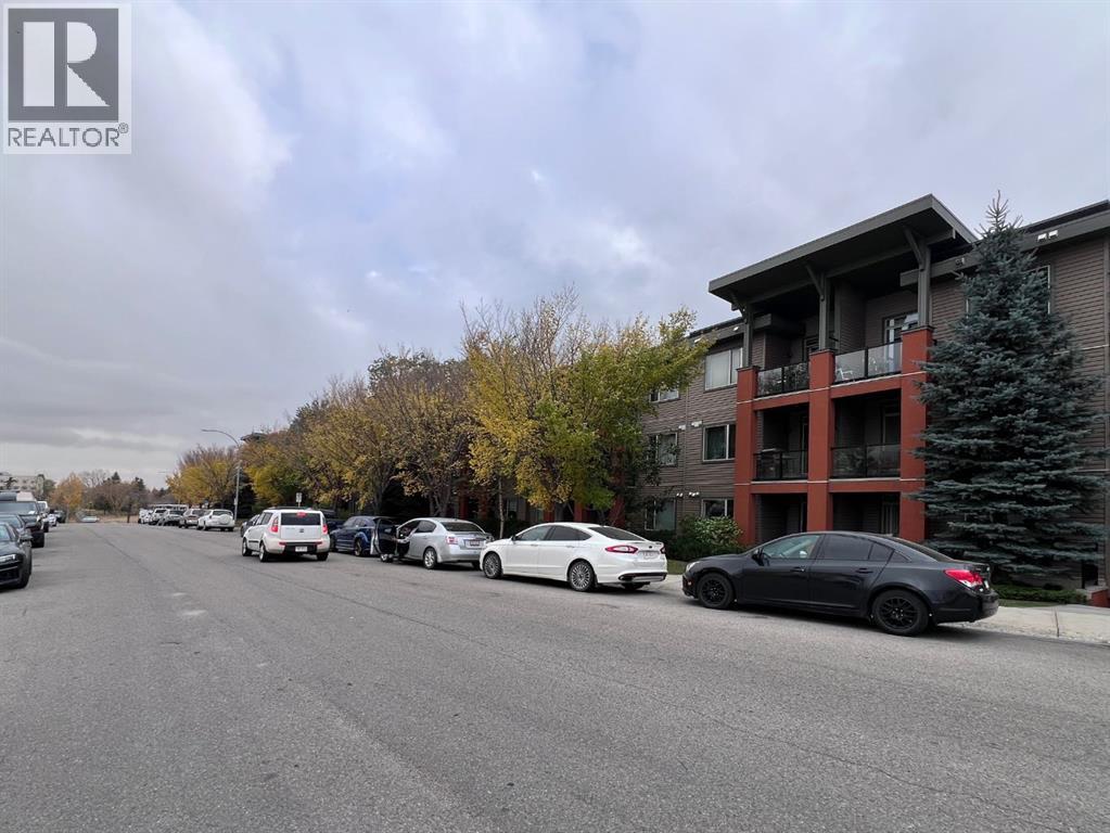 Apartment for Sale in 104, 2727 28 Avenue SE|Calgary, Alberta T2B0L4 2