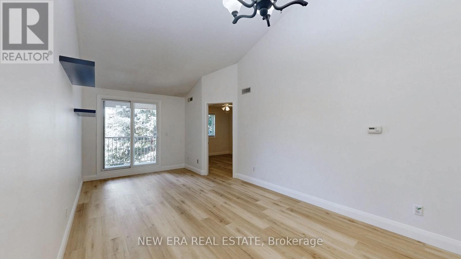 Row / Townhouse for Sale in 199 - 75 BRISTOL ROAD E|Mississauga (Hurontario), Ontario L4Z3P2 5