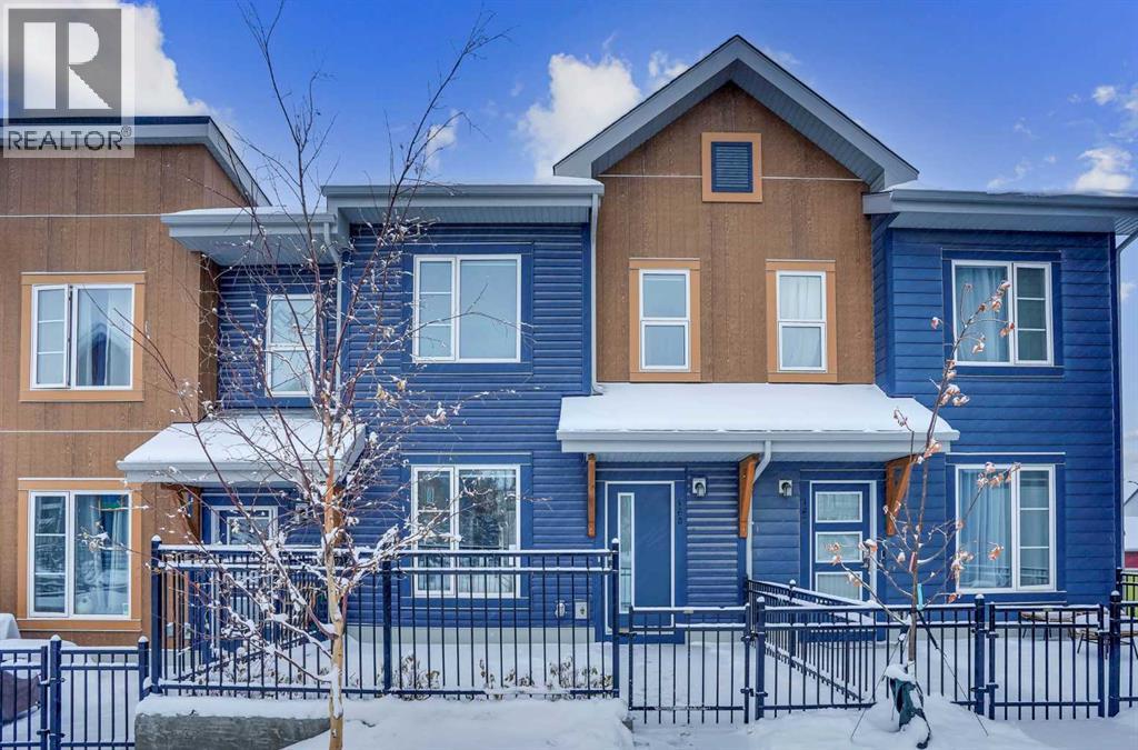 Row / Townhouse for Sale in 160 Livingston Common NE|Calgary, Alberta T3P1K1