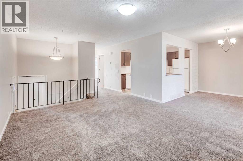 Duplex for Sale in 43 Midridge Gardens SE|Calgary, Alberta T2X1C4 5