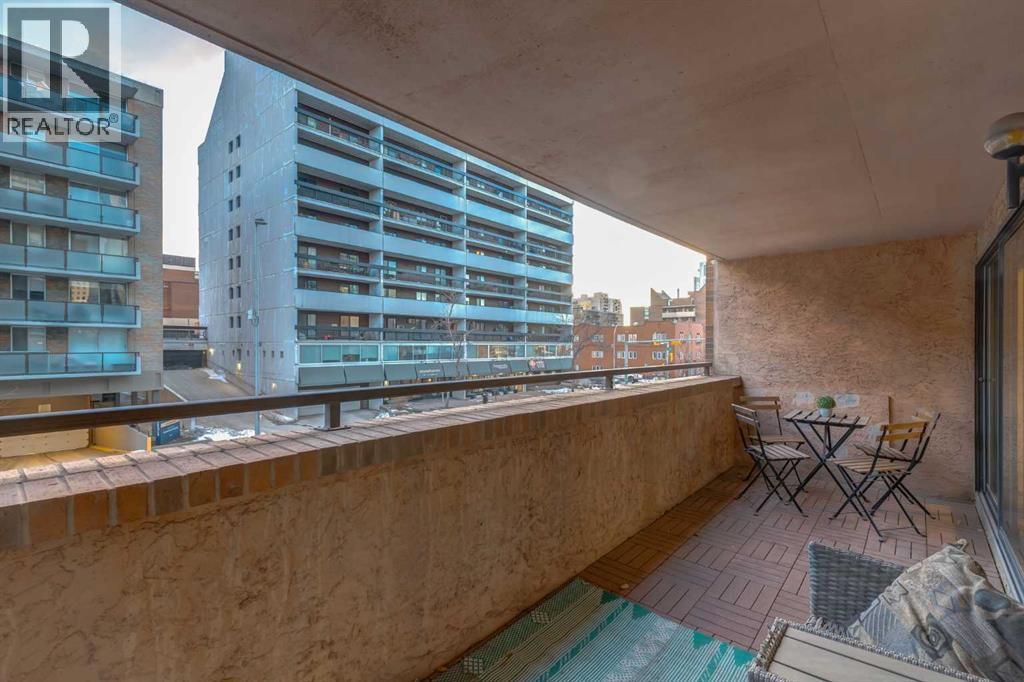 Apartment for Sale in 206, 718 12 Avenue SW|Calgary, Alberta T2R0H7 5