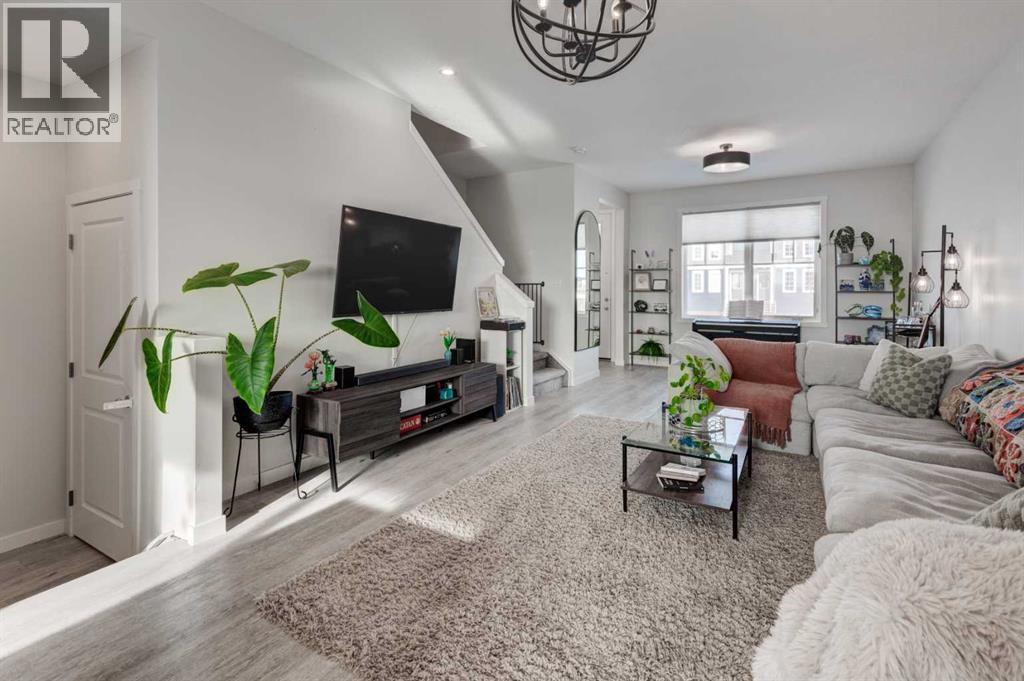 Duplex for Sale in 1969 Rangeview Drive SE|Calgary, Alberta T3M2B6 3