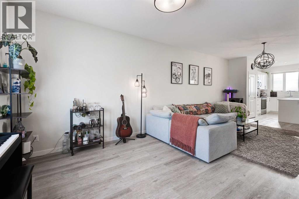 Duplex for Sale in 1969 Rangeview Drive SE|Calgary, Alberta T3M2B6 5