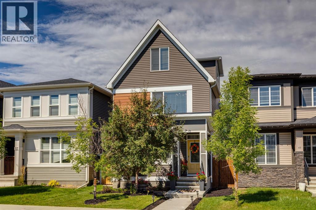 House for Sale in 53 Seton Manor SE|Calgary, Alberta T2C2C9 2