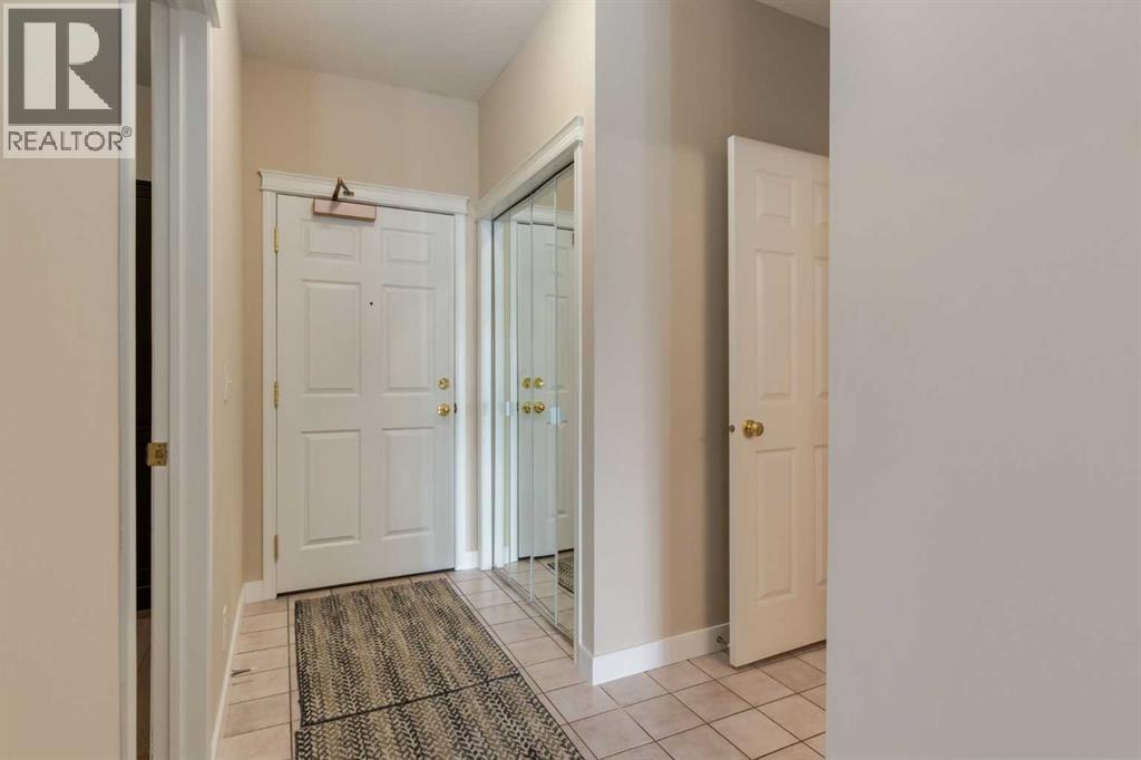 Apartment for Sale in 203, 2134 Kensington Road NW|Calgary, Alberta T2N3R7 2