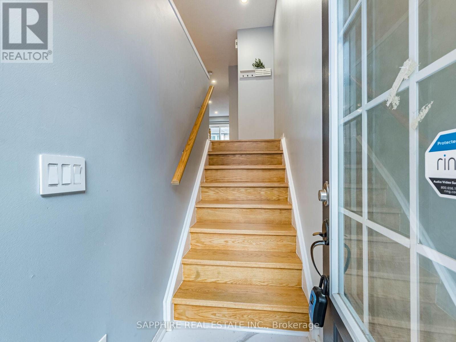 Row / Townhouse for Sale in 3255 REDPATH CIRCLE|Mississauga (Lisgar), Ontario L5N8R3 4