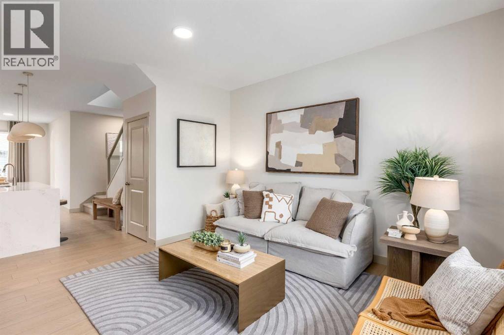 Row / Townhouse for Sale in 605 Savanna Drive NE|Calgary, Alberta T3J5P8 3