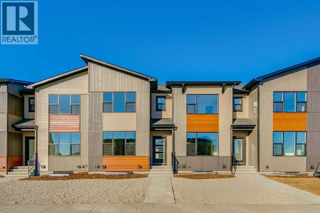 Row / Townhouse for Sale in 298 Belvedere Avenue SE|Calgary, Alberta T2A8A1